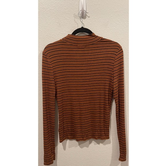 SILENCE + NOISE Dallas Cut-Out Brown Black Striped Turtleneck Top - Picture 5 of 5